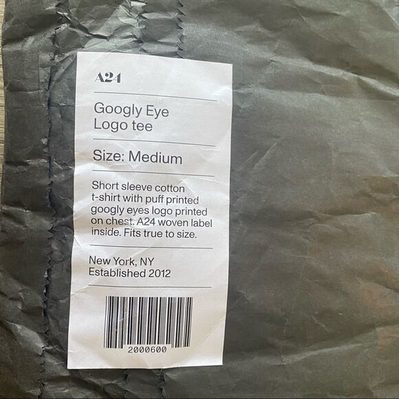A24 Googly Eye Short Sleeve White Logo T-Shirt Size Medium NWT - Picture 4 of 4